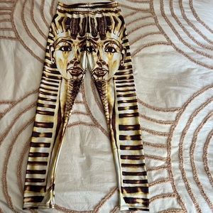Egyptian leggings